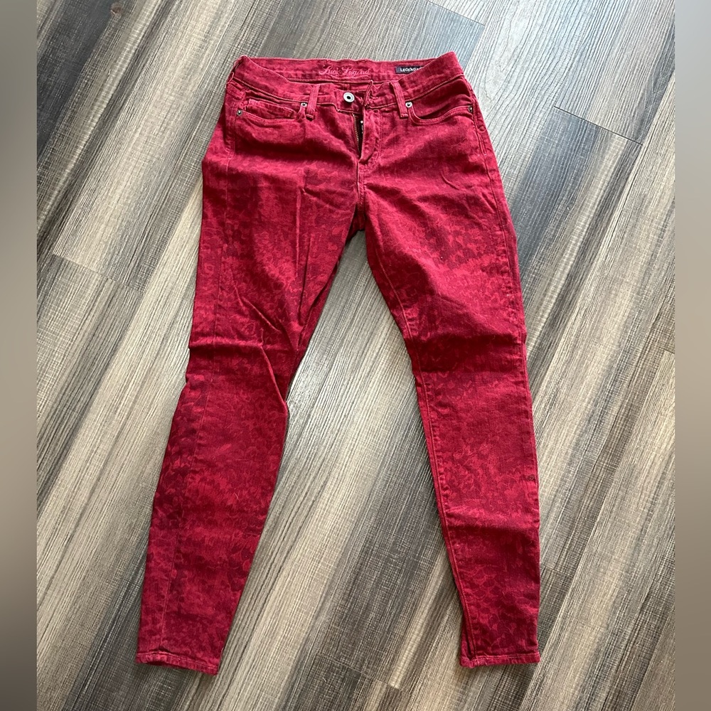 Lucky Brand Legend Sofia - Straight Leg/Mid Rise - Red Camo jean